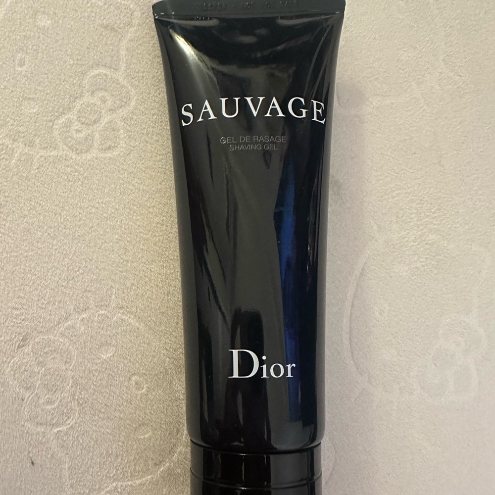 Dior Savage shaving gel